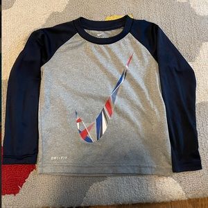 Nike Dry-Fit Long Sleeve T-Shirt 2T